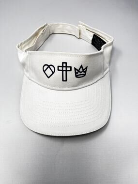 Heart Cross Crown White Visor Pre-Owned in great condition